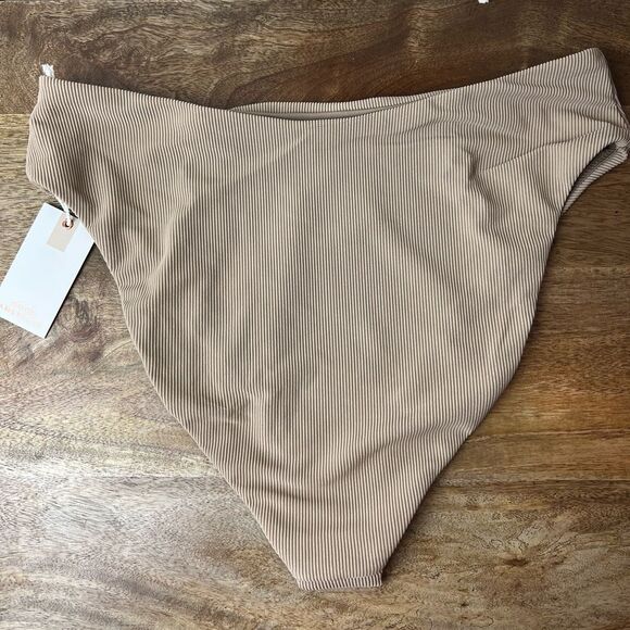 Good American always better cheeky bikini bottom in Latte size 4 (XL) - Picture 3 of 3